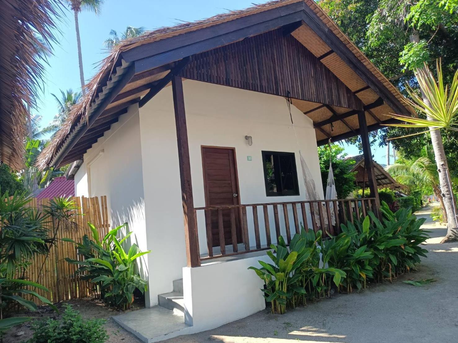 Sarana Bungalows (Adults Only) 帕岸岛 客房 照片